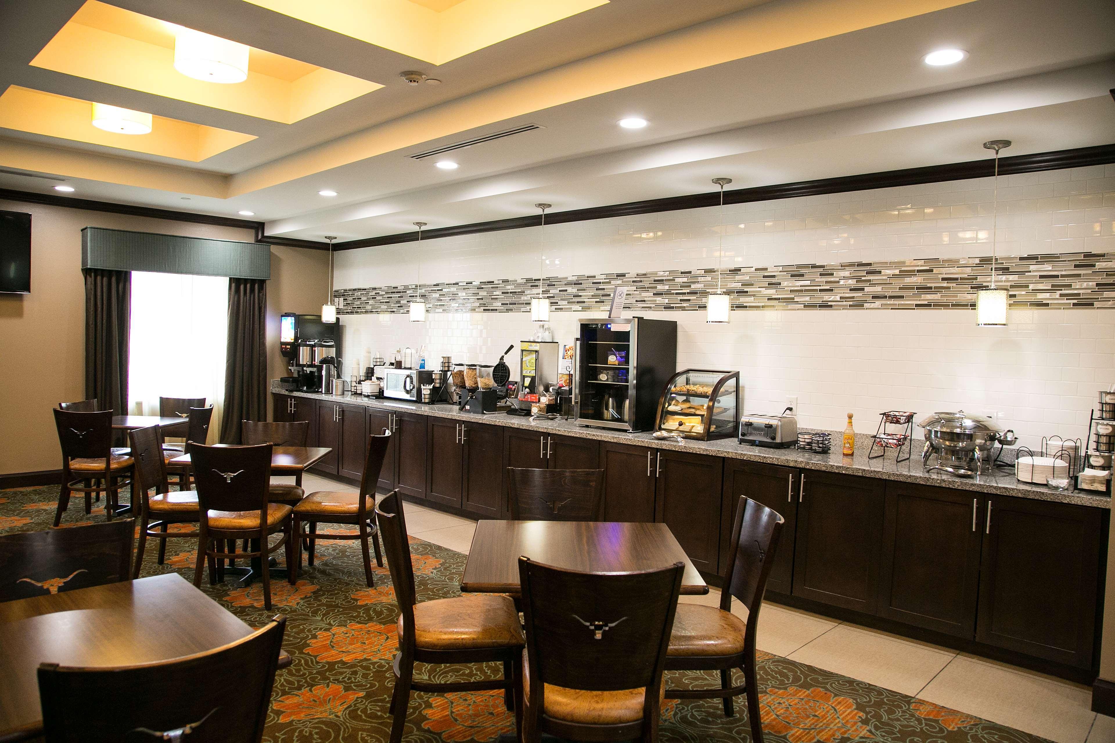 长角最佳西方Plus套房酒店 Luling 外观 照片